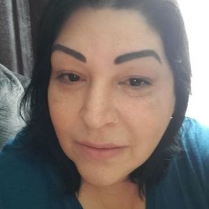 Meet your Posher, Damaris